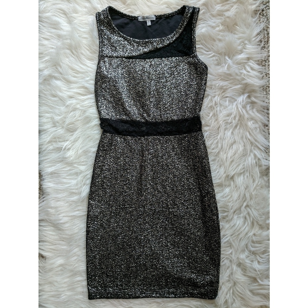 ❗ Last Chance ❗Black and Gold Lace Detail Dress - Picture 1 of 4